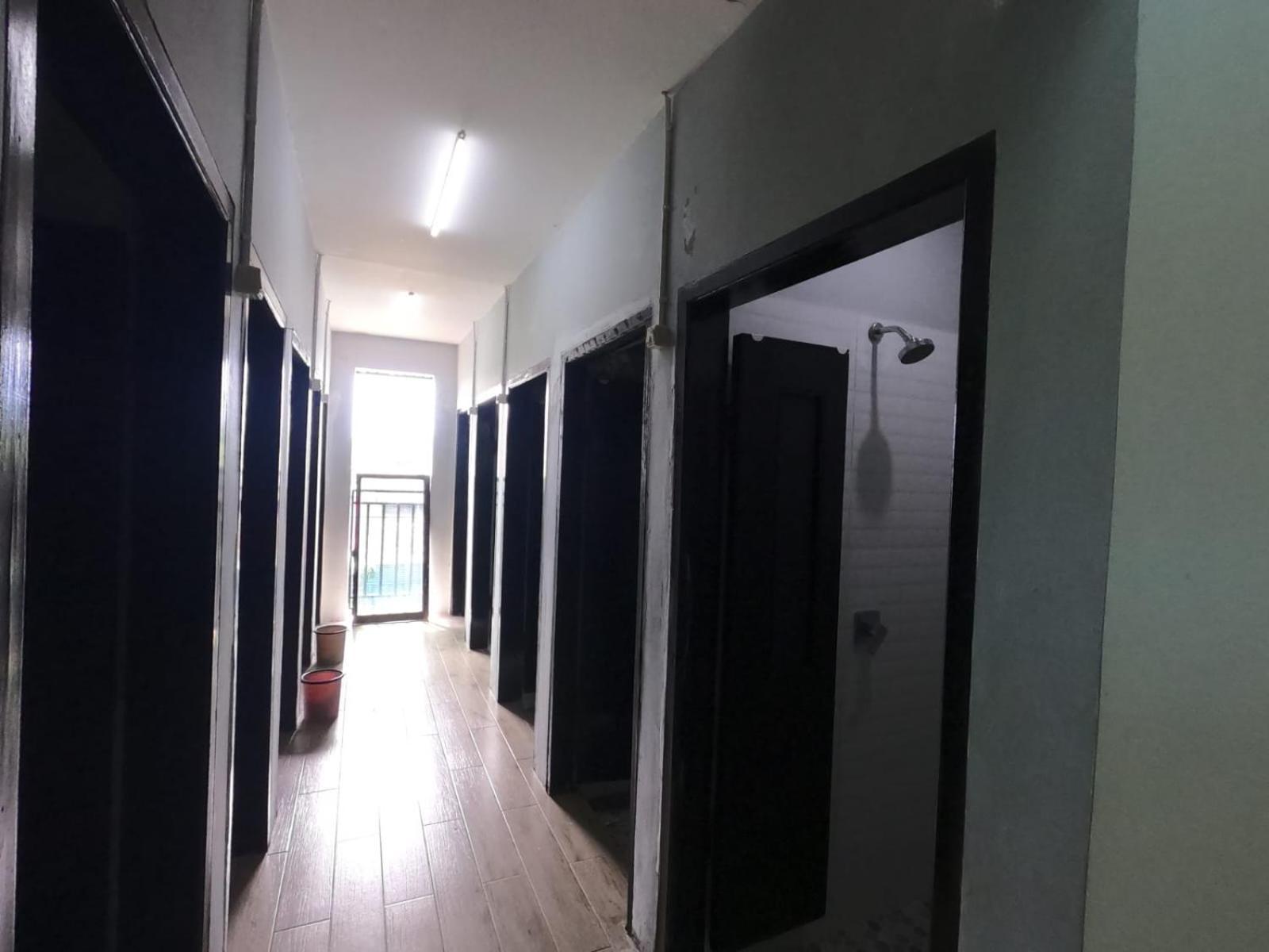 Innbox Hostel Sorong Luaran gambar