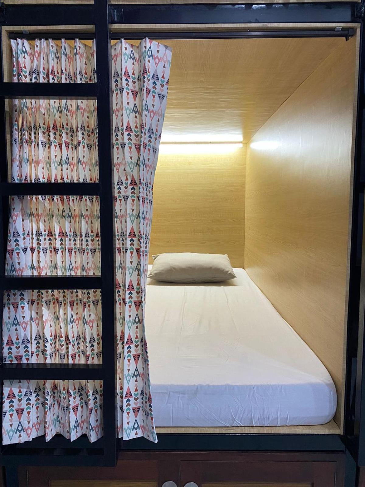 Innbox Hostel Sorong Luaran gambar